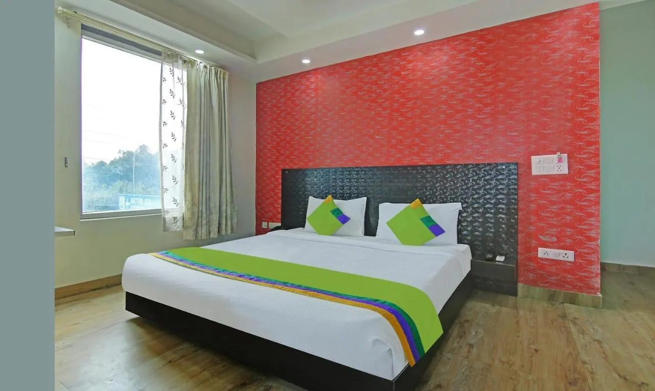 Itsy Hotels Nyra Gurgaon 3*,  India